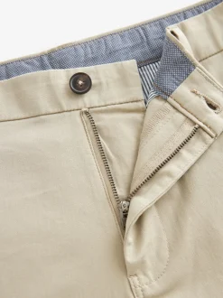 Shorts*Next Pastelgeel - Straight fit - Chinoshort met stretch