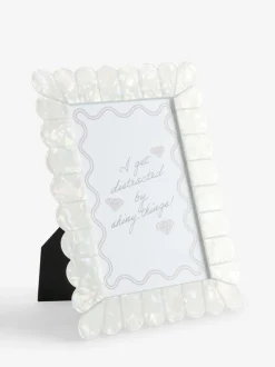Fotolijsten*Next Pearlescent Scallop Photo Frame