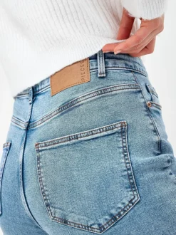 Jeans*PIECES - Mom jeans