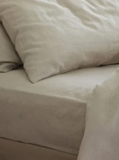 Piglet In Bed|Piglet in Bed Sheet