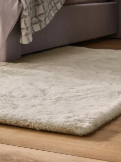 Vloerkleden En Lopers|Vloerkleden En Lopers*Next Pluche vloerkleed van imitatiebont Ivoor