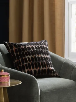 Kussentjes En Plaids|Kussentjes En Plaids|Next Rebel Spot Velvet Cushion Zwart