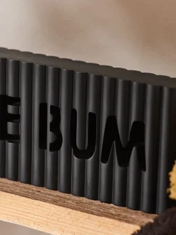Decoraties|Next Rib Word Block Ornament Zwarte mooi achterwerk