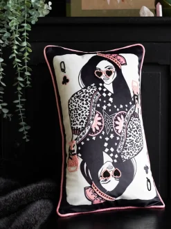 Kussentjes En Plaids|Kussentjes En Plaids|Rockett St George Queen Of Clubs fluwelen kussen met kralen