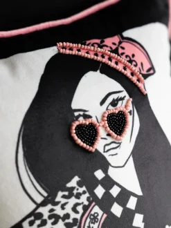 Kussentjes En Plaids|Kussentjes En Plaids|Rockett St George Queen Of Clubs fluwelen kussen met kralen
