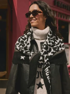 Mutsen, Handschoenen En Sjaals|Rockett St George Triangle Cosy Scarf