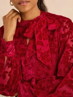 Blouses En Overhemden|Love & Roses Rode fluweel Devoré - blouse met lange mouwen en striksluiting