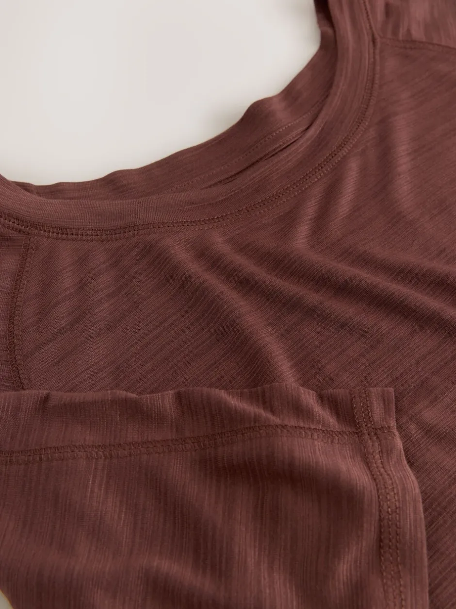 Sportkleding|Next - Active Lichtgewicht T-shirt met ronde hals en korte mouwen Roestbruin