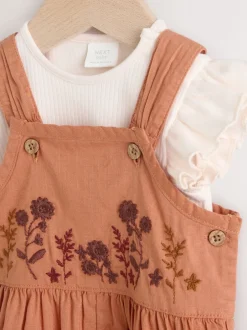 Tuinbroeken|Next Roestbruin - Babyset van rompertje met korte mouwen en bretelbroek (0mnd -2jr)