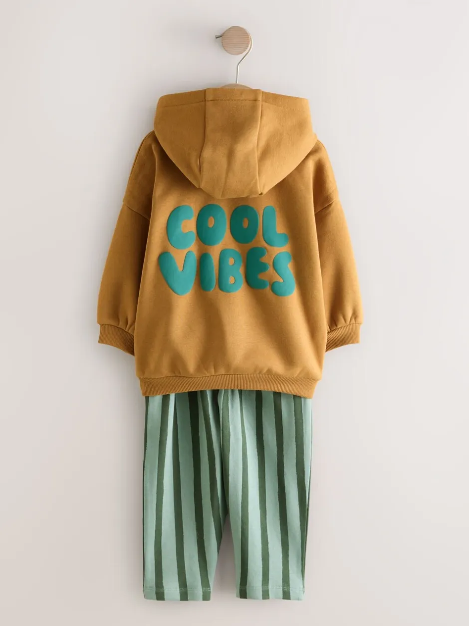 Sets En Combisets|Truien En Breisels|Next - Cool Vibes Printed Hoodie and Joggers Set (3mths-7yrs) Roestbruin