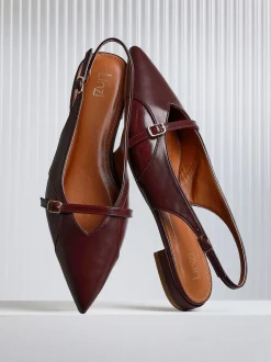 Schoenen Met Hakken|Lage Schoenen|Linzi - Prague Lage schoenen met spitse neus en gespdetail Rood