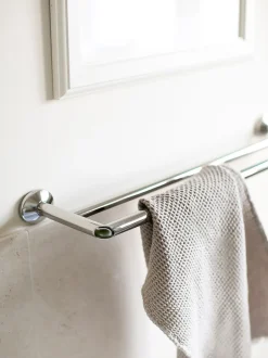 Badkameraccessoires*Robert Welch Rovert Welch Oblique dubbele handdoekrail
