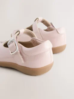 Eerste Schoentjes|Next - First Walker schoenen met klittenband en T-bandje Roze