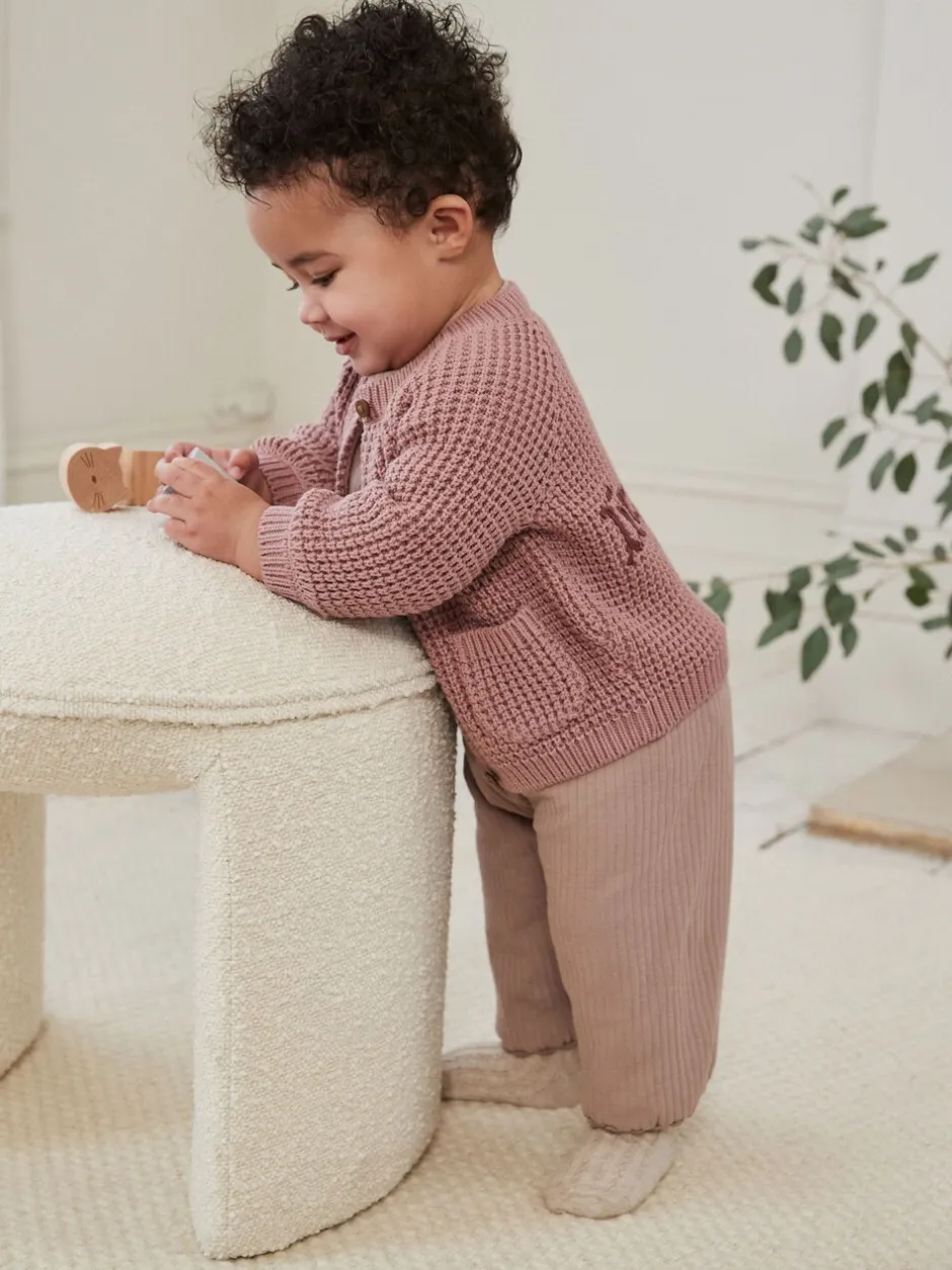Gebreide Kleding|Next Roze - Gebreid babyvestje met geborduurde slogan op de rug (0mnd-2jr)