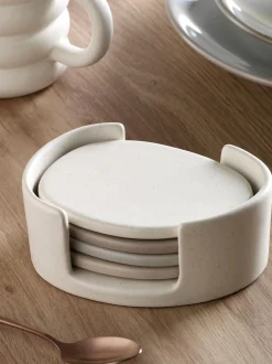Tafellinnen En Placemats |Next Scandi keramische onderzetters in houder met kiezelmotief