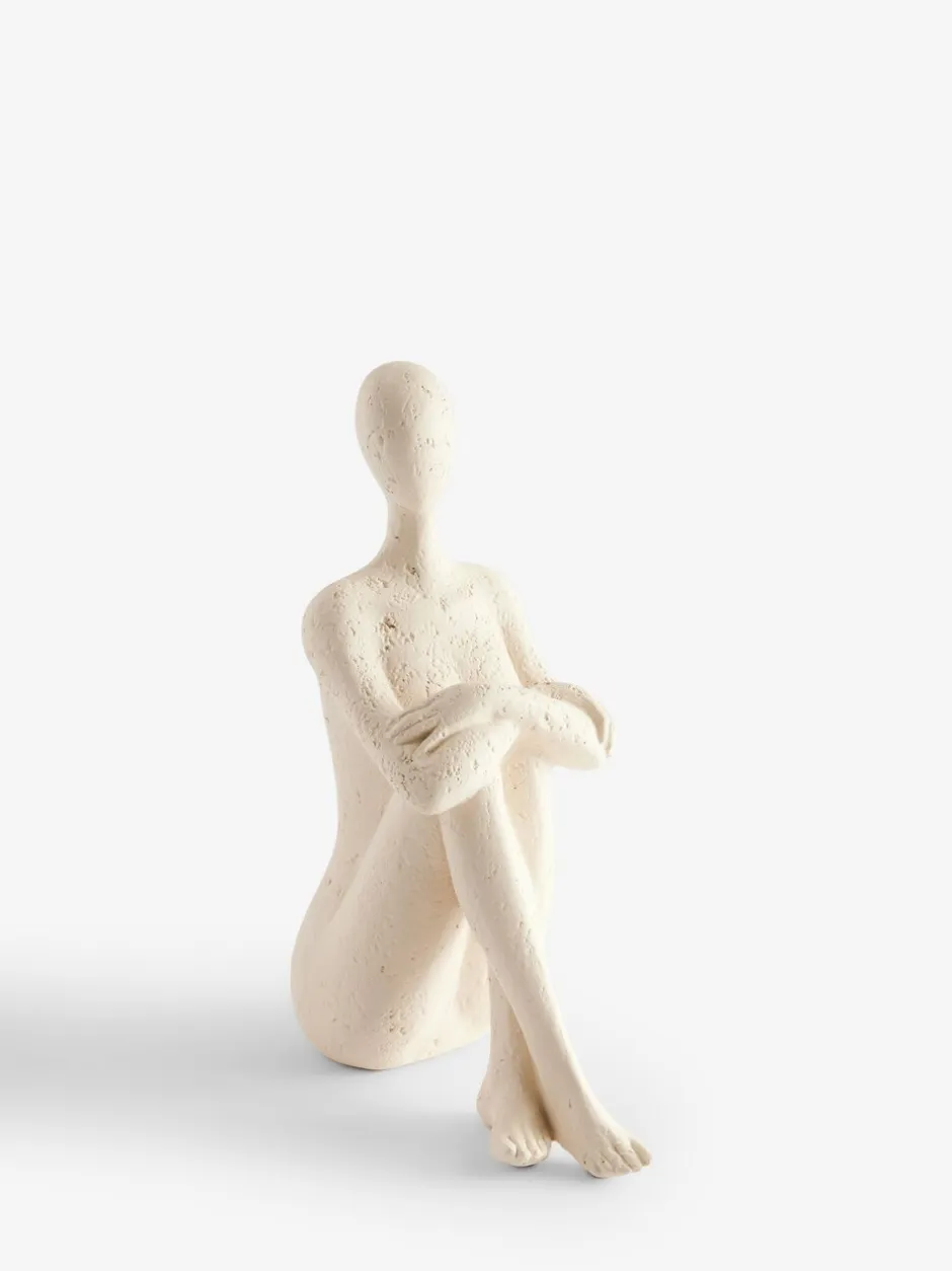 Decoraties|Next Scandi zittend figuur-ornament