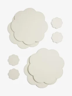 Tafellinnen En Placemats |Next Set of 4 Flower Faux Leather Placemats and Coasters Crème