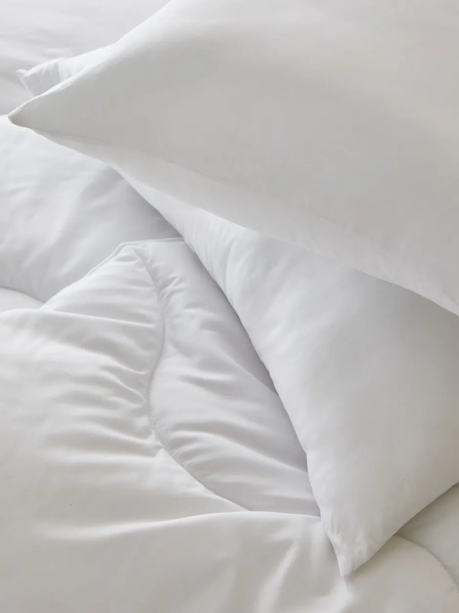 Dekbedden En Kussens|Next Set of 2 Ultra Allergy Defence Pillows