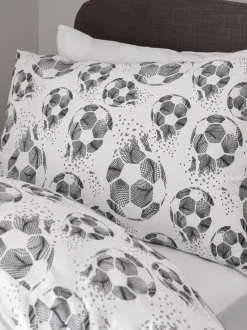 Kinderbeddengoed|Next Set van 2 dekbedovertrekken en kussenslopen In het donker oplichtende voetbal