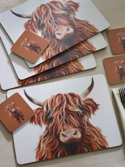 Tafellinnen En Placemats |Tafelgerei*Next Set van 4 Hamish The Highland Cow placemats en onderzetters met kurken achterkant