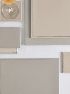 Tafellinnen En Placemats *Next Set van 4 omkeerbare placemats en onderzetters van imitatieleer Natuurlijk
