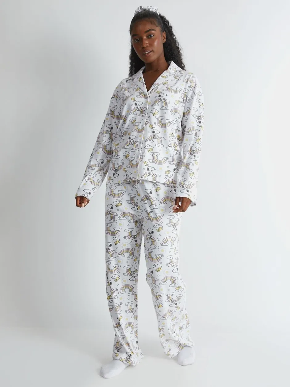 Pyjama's|Loungewear|Skinnydip Peanuts x Snoopy Rainbow Print Pyjama Set in Ecru