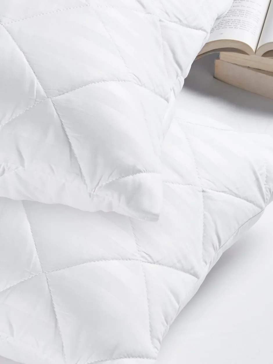 Dekbedden En Kussens*Next Sleep In Comfort beschermer