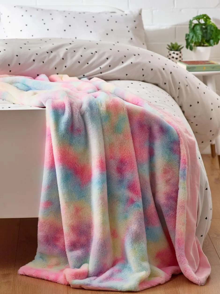 Kussentjes En Plaids|Kussentjes En Plaids*Next Sprei van imitatiebont met regenboog en ombré-effect