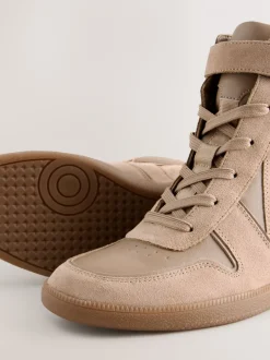 Sneakers|Next - Forever Comfort® sneakers met sleehak en veters Taupe