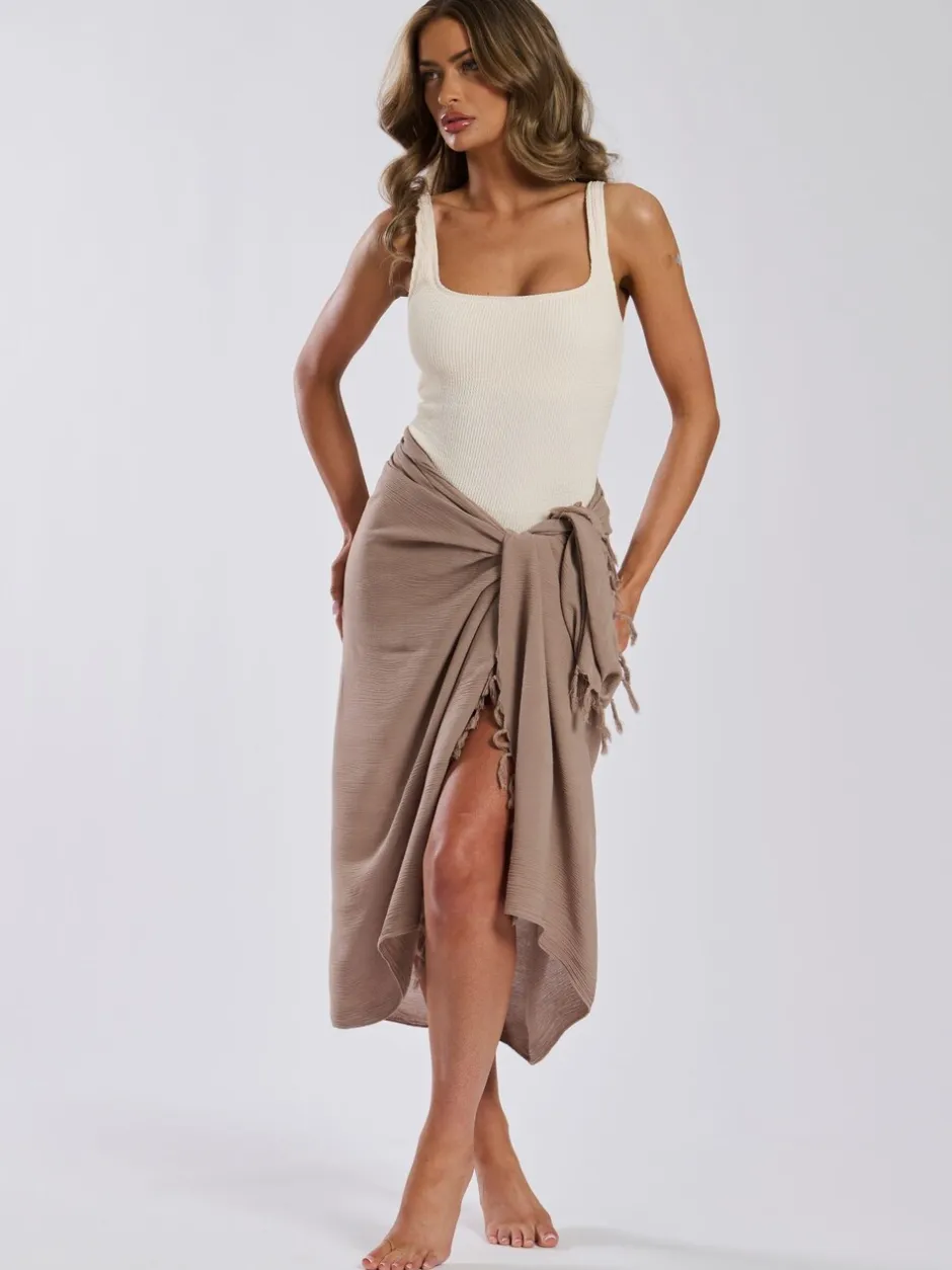 Mutsen, Handschoenen En Sjaals|South Beach Taupe - - Gekreukte viscose sarong-tuniek met franje