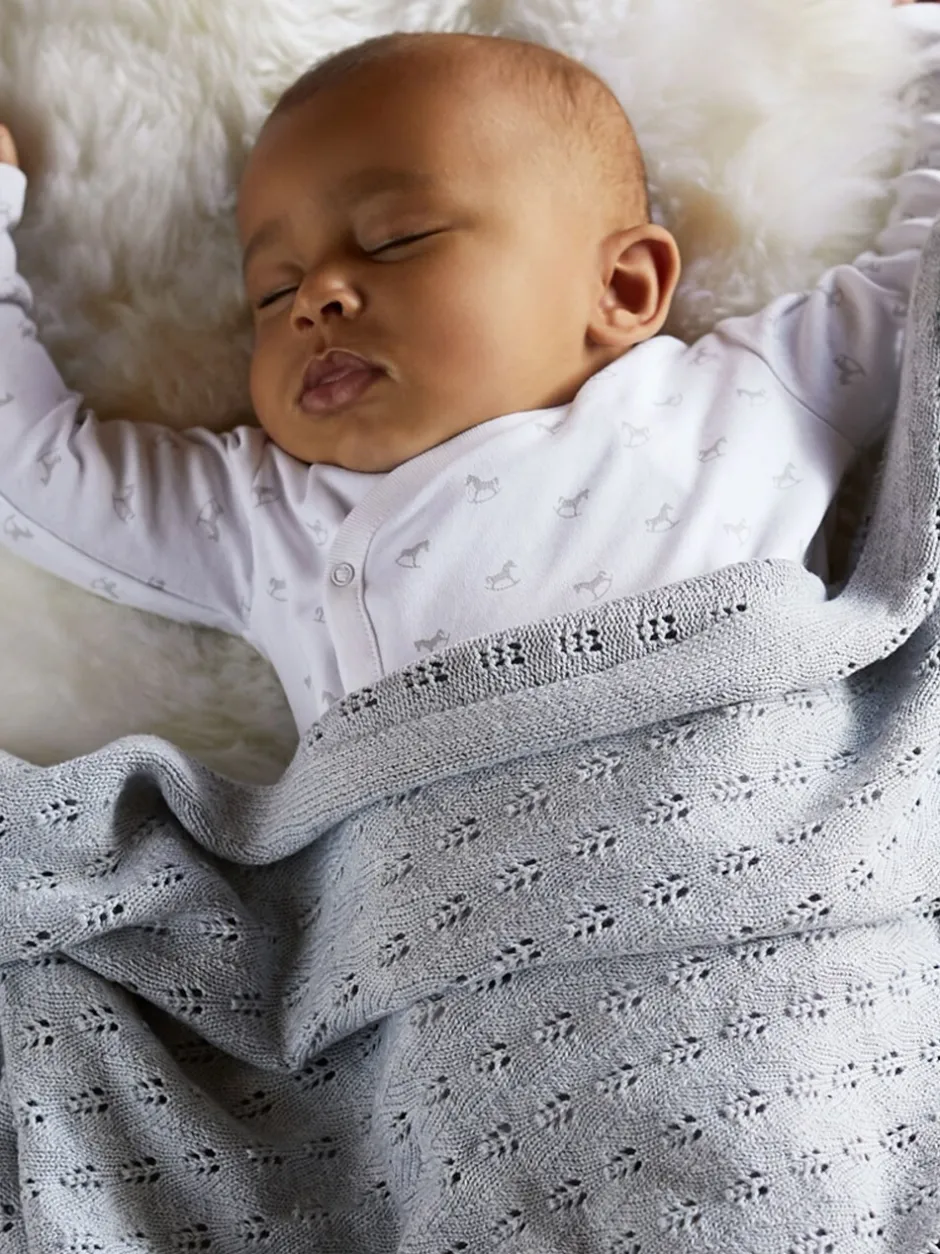 Babyartikelen En Slaapzakken |The Little Tailor ajourgebreid babydekentje van 100% katoen Grijs