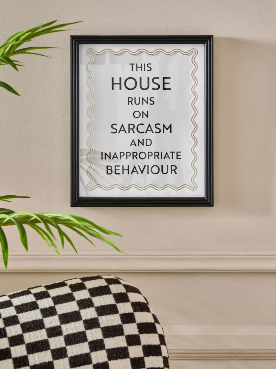 Canvassen En Kunst Voor Aan De Wand*Next This House Runs On Framed Wall Art