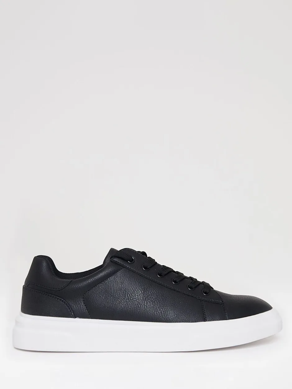 Sneakers*Threadbare Court Trainers