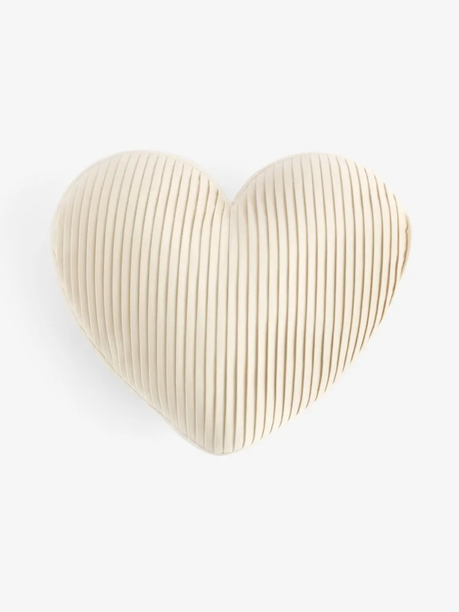 Kussentjes En Plaids|Kussentjes En Plaids|Next Valentines 3D Pleated Velvet Heart Cushion