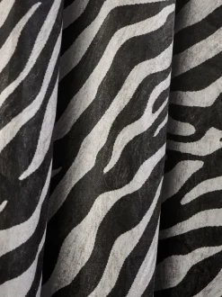 Gordijnen|Gordijnen*Next Velvet Zebra Print Eyelet Curtains