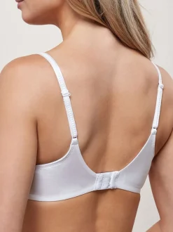 Beha's*Next - A-E Lichte Vulling Volledige Cup Afvlakkende Ultieme Comfort T-shirt Beha Wit