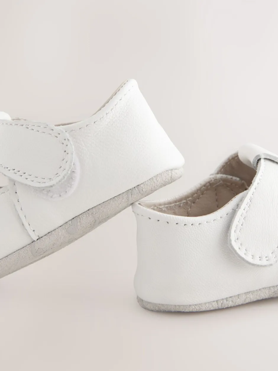 Eerste Schoentjes|Babyschoenen|Next - Leren babyschoen met T-bandje (0 - 24 mnd) Wit