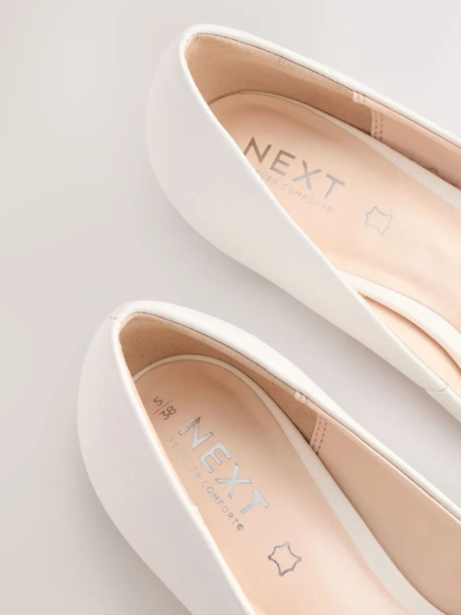 Schoenen Met Hakken|Next Wit - Leren pumps met spitse neus en kittenhakje