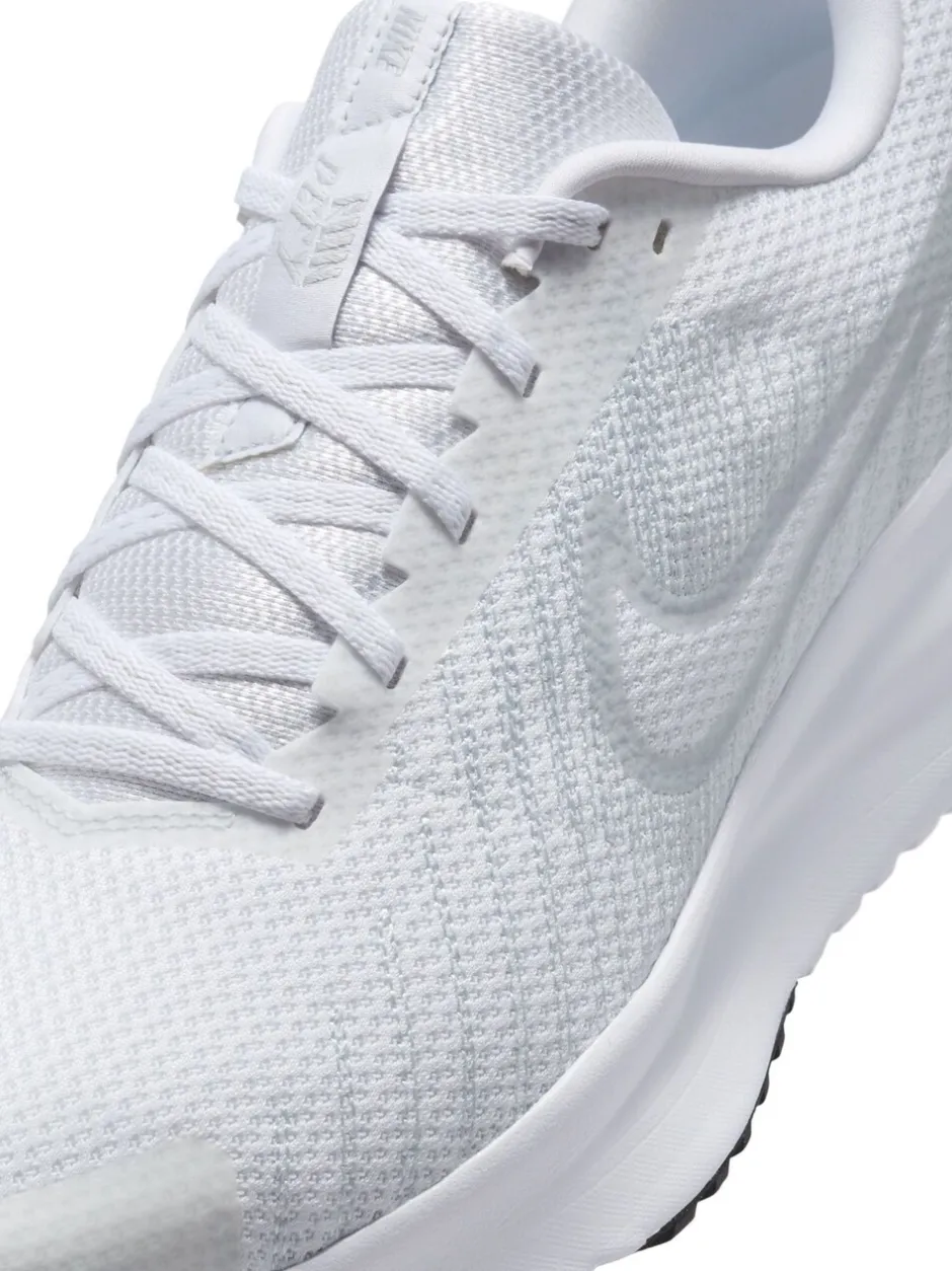 Sneakers|Nike Wit - Run Defy Road hardloopschoenen