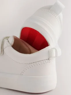 Sneakers*Next - Sneakers met twee klittenbandjes Wit
