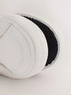Sneakers*Next - Sneakers met twee klittenbandjes Wit