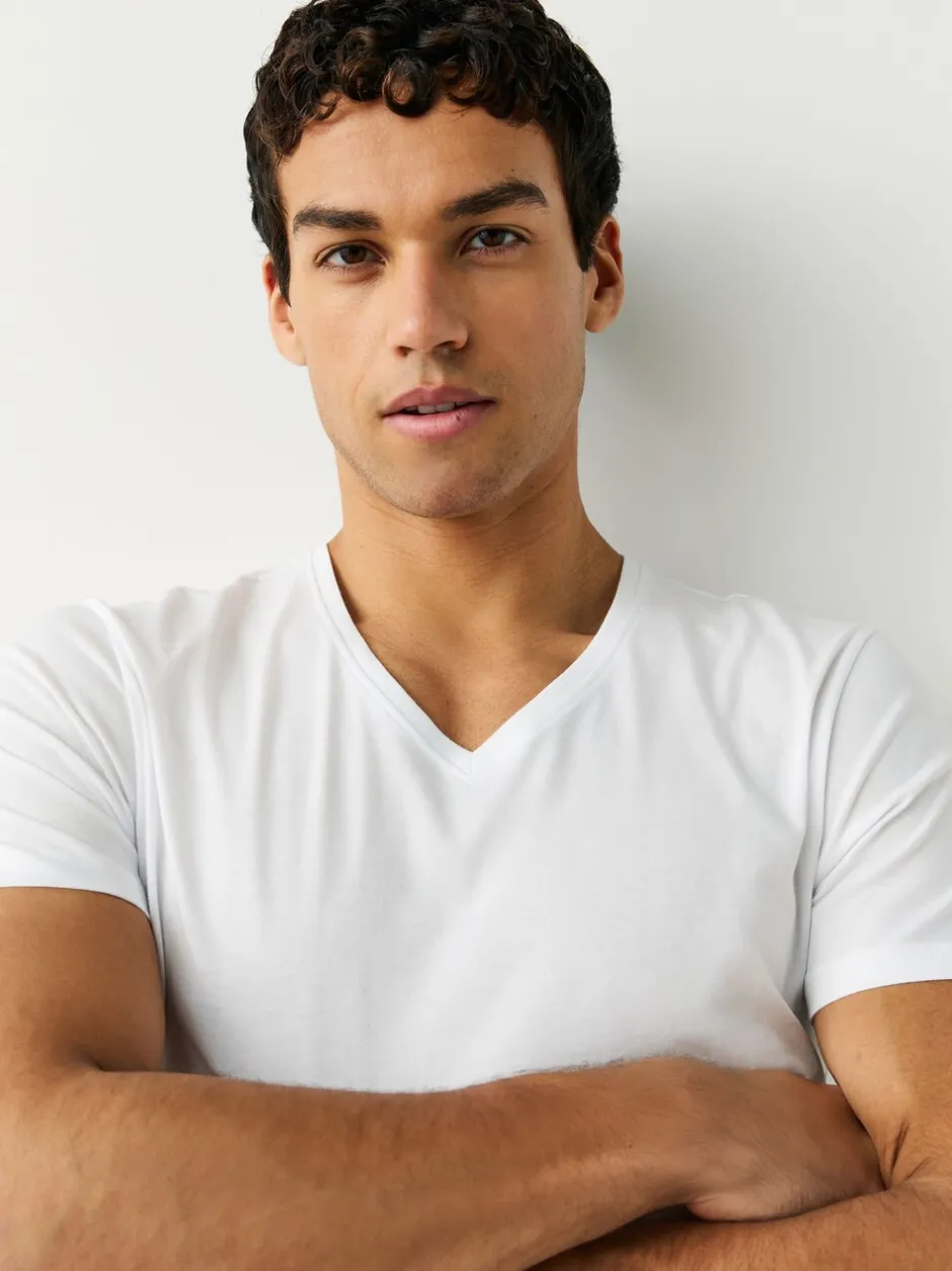 Ondergoed|Ondergoed|Next Wit - Verpakking van 2 slim-fit 100% katoenen T-shirts met V-hals en laagjes