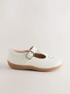 Babyschoenen|Next - First Walker schoenen met klittenband en T-bandje Wit leer
