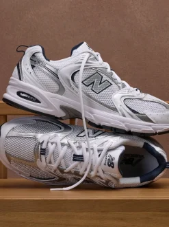 Sneakers*New Balance Wit/Grijs - 530 damessneakers