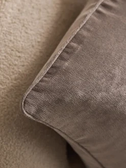 Kussentjes En Plaids|Kussentjes En Plaids*Next Zacht velours kussen