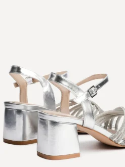 Schoenen Met Hakken*Linzi - Gracie Diamante Front Strap Low Block Sandals Zilver
