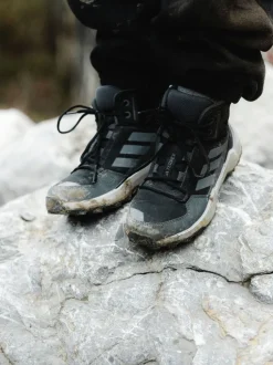 Boots*adidas - Terrex Ax4r Mid wandelschoenen voor kinderen Zwart
