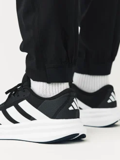 Joggingbroeken|adidas - Train Essentials geweven joggingbroek Zwart