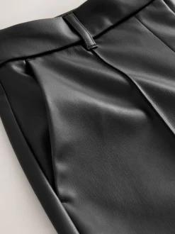 Broeken*Next - Broek met rechte pijpen van imitatieleer Zwart