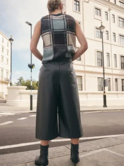 Broeken*Next - Faux Leather Jort Trousers Zwart